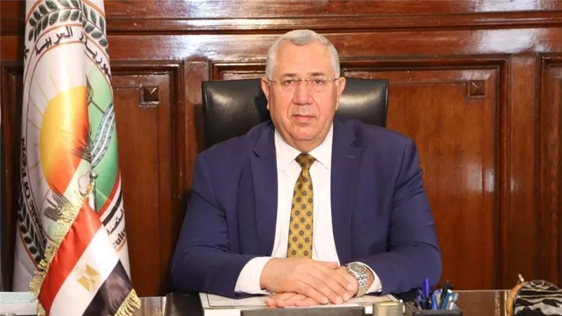 وزير الزراعة يعلن انطلاق الحملة القومية لتحصين المواشي ضد الحمى القلاعية 