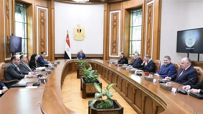 الرئيس السيسي يستقبل وفد تجاري روسي 