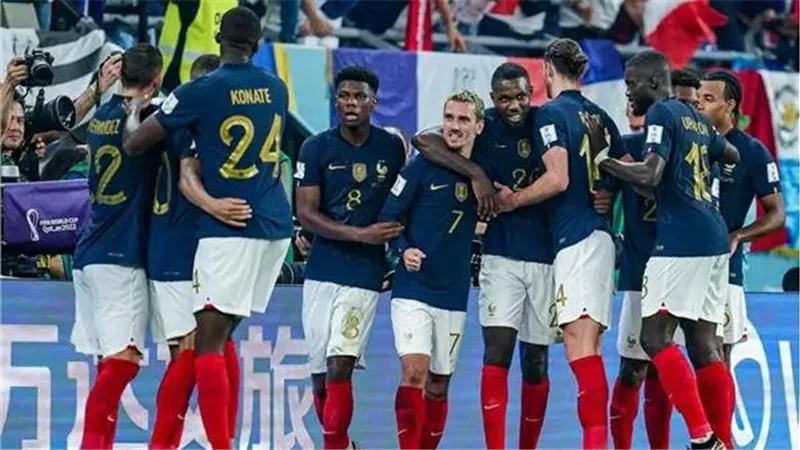 نتيجة مباراة منتخب فرنسا ضد هولندا في تصفيات يورو 2024.. ماذا حدث من الديوك الفرنسية ؟ (الكواليس الكاملة)