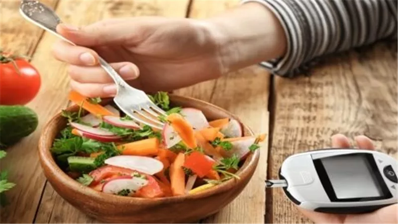 عشاء صحي وممارسة الرياضة.. ما هي أفضل 5 نصائح لمرضى السكري؟