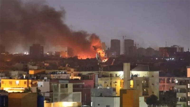 استمرار تعليق الرحلات الجوية من وإلى مطار الخرطوم الدولي