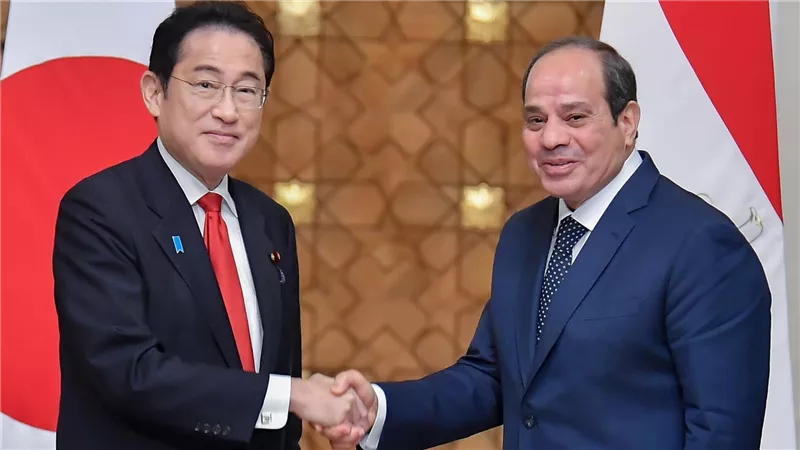 الرئيس السيسي يستقبل رئيس وزراء اليابان بقصر الاتحادية 