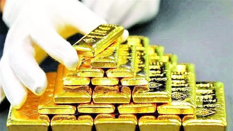 المنافذ الجمركية تشهد دخول أكثر من ١٩٤ كيلو ذهب بصحبة الركاب القادمين من الخارج 