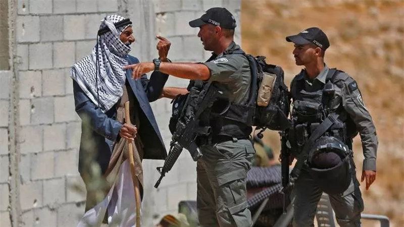 فلسطين.. قوات الاحتلال الإسرائيلي تتوغل شمال قطاع غزة