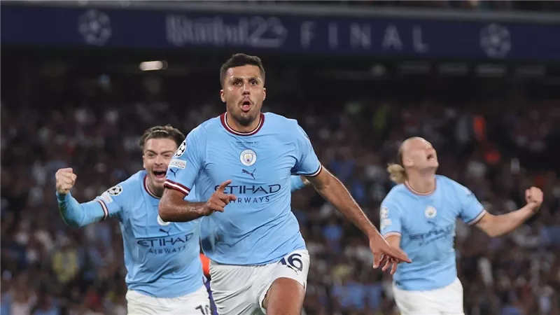 رسميًا.. رودري أفضل لاعب في دوري أبطال أوروبا