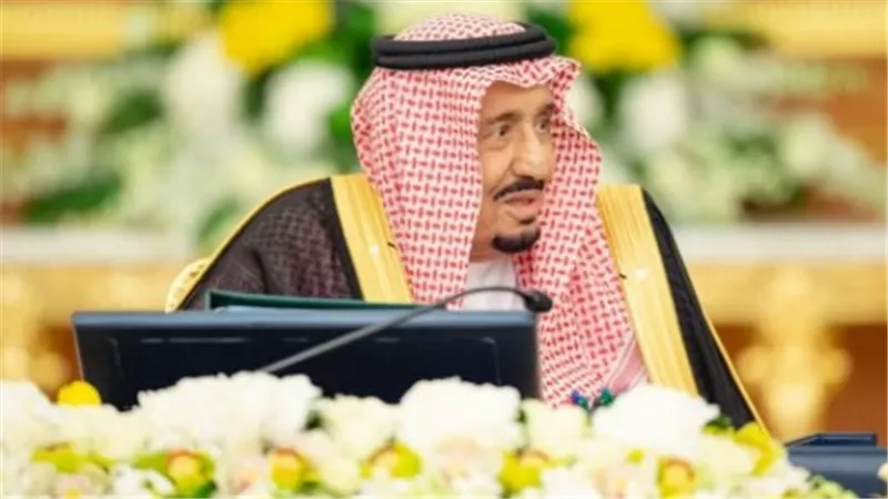 الفئات المستفيدة من المكرمة الملكية بالسعودية.. وموعد صرفها