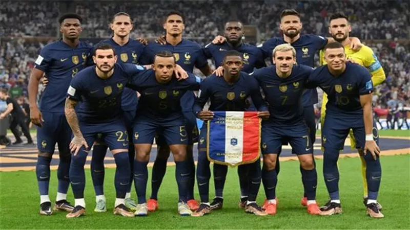 خطة فرنسا لمواجهة اليونان اليوم في تصفيات يورو 2024.. ومعلق اللقاء