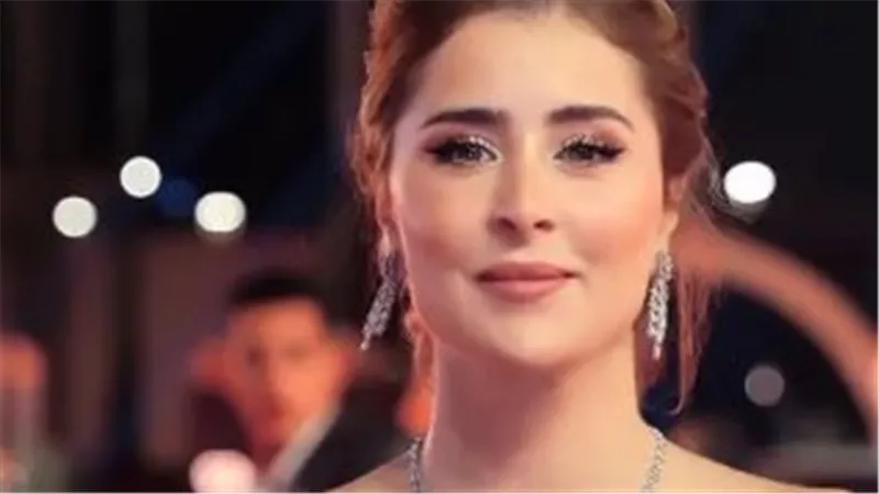  الفنانة عائشة بن احمد تكشف عن أهمية الإنجاب بالنسبة لها.. وتؤكد: مش بحب حد يخنقني 