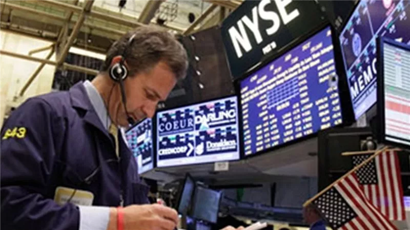  مؤشرات الأسهم الأمريكية تغلق على تراجع