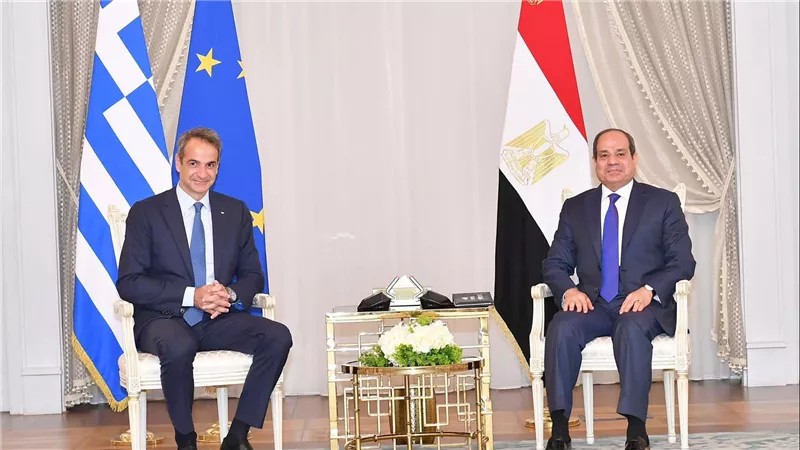 الرئيس السيسي يستقبل رئيس وزراء اليونان بمدينة العلمين الجديدة