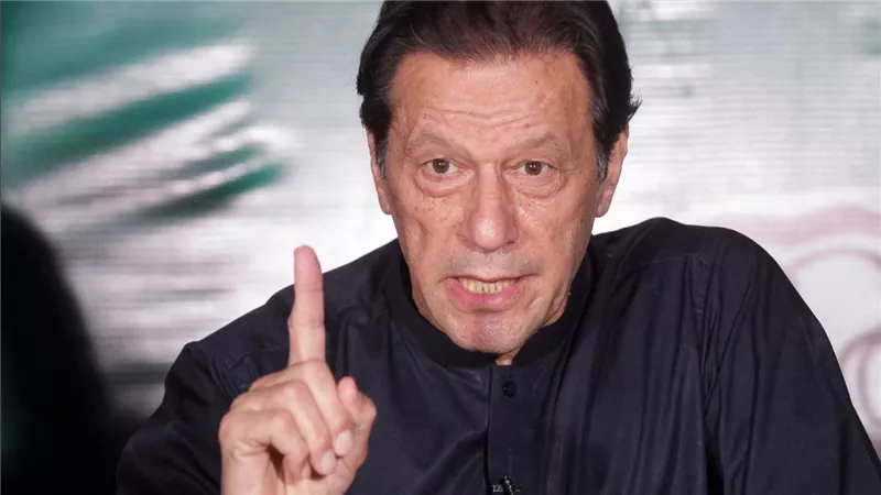 محكمة باكستانية تصدر حكما بالسجن 3 سنوات ضد عمران خان Imran Khan... وأول رد من حزبه