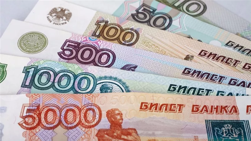 سعر العملات مقابل الروبل الروسي اليوم الخميس 17 أغسطس 2023