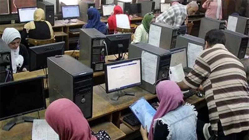 قائمة الكليات المتاحة للمرحلة الثالثة 