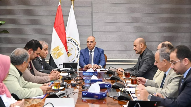 مصر.. الري تتابع الموقف التنفيذي للتكليفات الرئاسية فيما يخص تنمية وإعمار سيناء