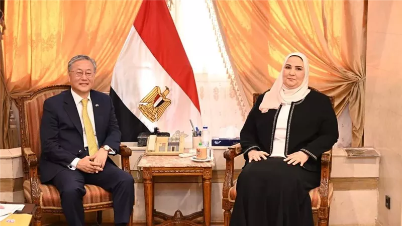 القباج تستقبل سفير كوريا الجنوبية بالقاهرة ويبحثان تعزيز آليات التعاون المشترك بين البلدين