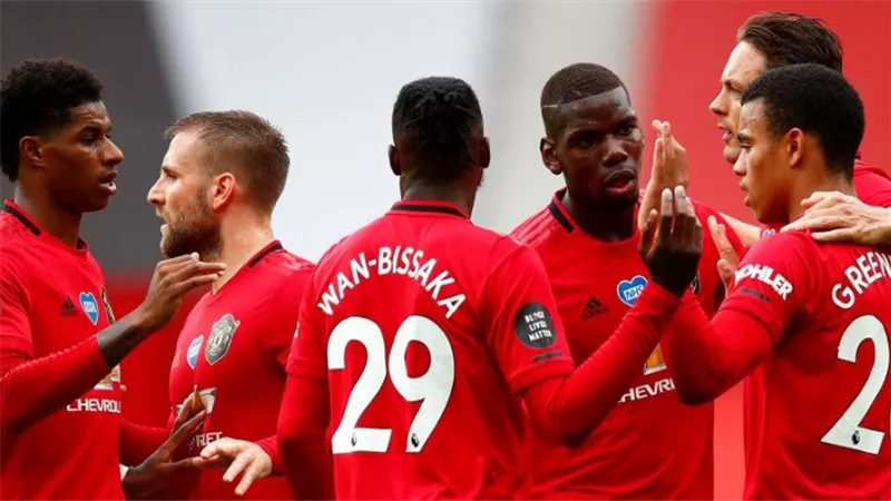 القنوات الناقلة لمباراة مانشستر يونايتد ضد كريستال بالاس في كأس كاراباو 
