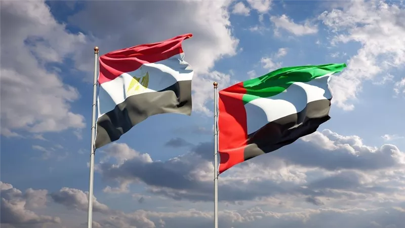 خبير يكشف فوائد اتفاقية مبادلة العملة بين مصر والإمارات 