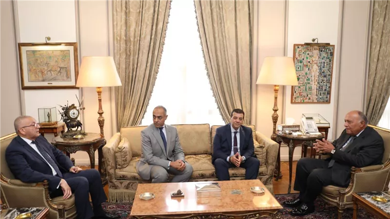 مصر.. وزير الخارجية يستقبل رئيس مجلس إدارة الهيئة الوطنية للانتخابات