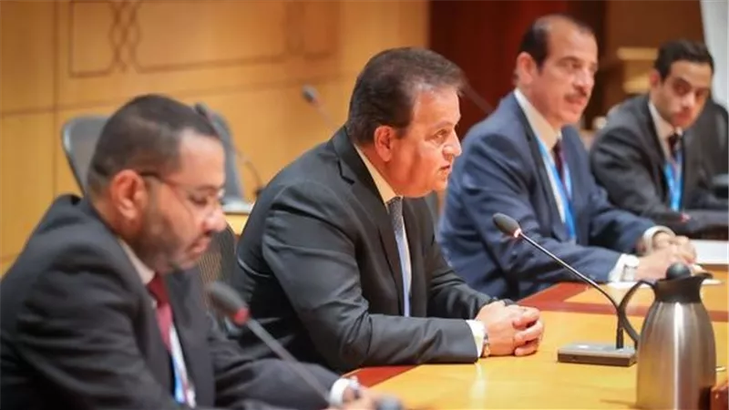 وزير الصحة يلتقي نظيرته القطرية لبحث التعاون المستقبلي في القطاع الصحي