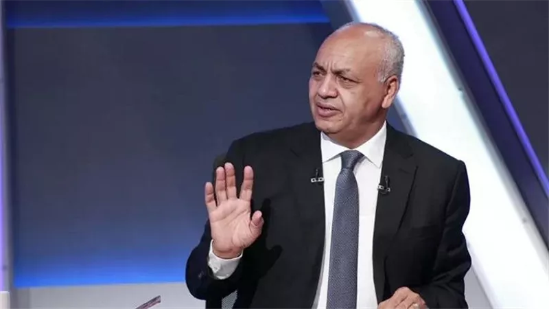 مصطفى بكري يُطالب العرب بمقاطعة بايدن ويصفه بالقاتل