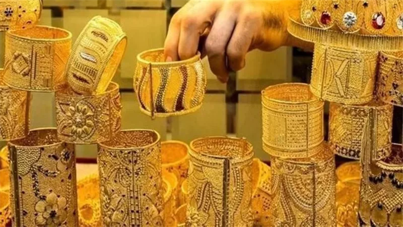 تراجع سعر الذهب اليوم الإثنين 23 أكتوبر 2023.. وارتفاع الدولار وعوائد سندات الخزانة الأمريكية