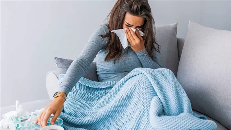 علاج نزلات البرد في المنزل بالأعشاب.. 6 أطعمة ومشروبات