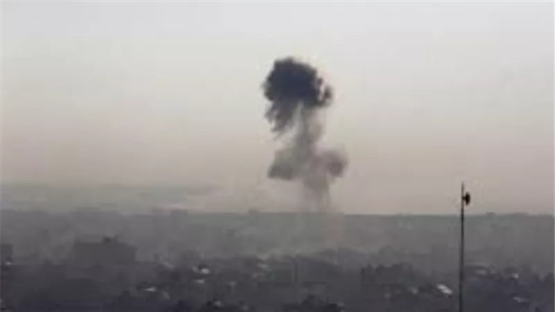 غزة الآن.. سماع دوي انفجارات وتصاعد أعمدة الدخان في بعض مناطق القطاع