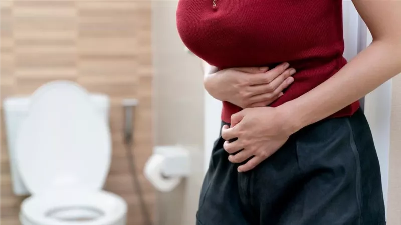 علاج احتباس البول عند النساء في البيت.. طرق طبيعية وقائمة بأسماء الأدوية