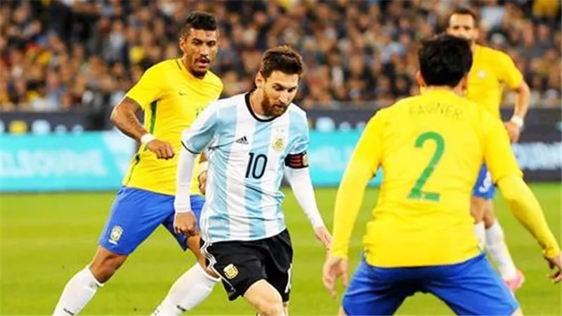 قبل اللقاء في تصفيات كأس العالم 2026... ما هو تاريخ مواجهات البرازيل ضد الأرجنتين؟