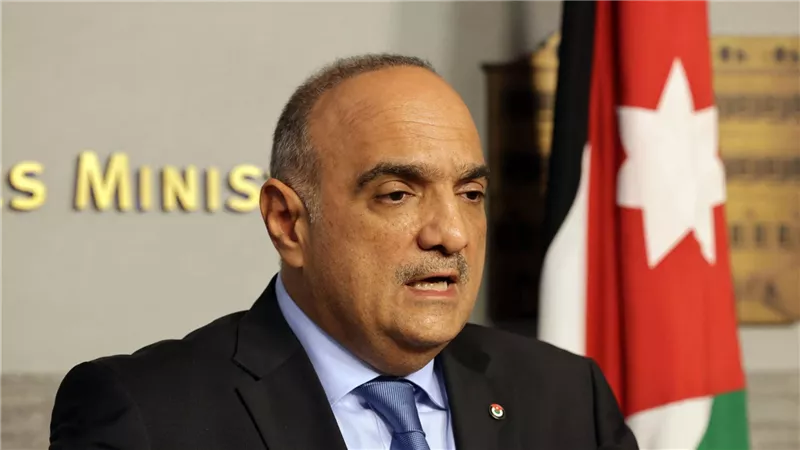  رئيس الوزراء الأردني يلتقي وزيرة الدولة للتعاون الدولي القطرية