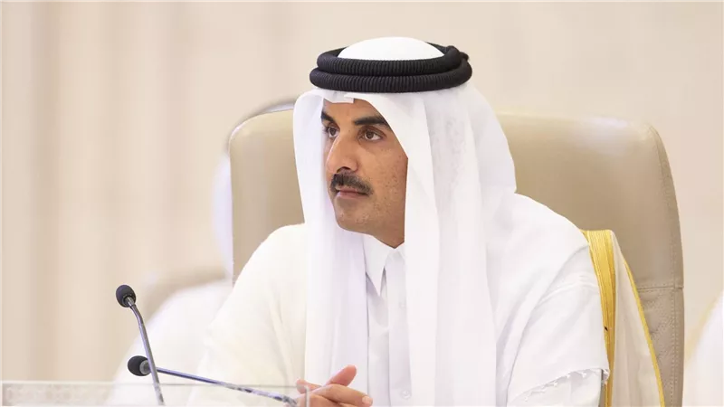 أمير قطر يتلقى اتصالًا هاتفيًا من رئيس وزراء هنغاريا