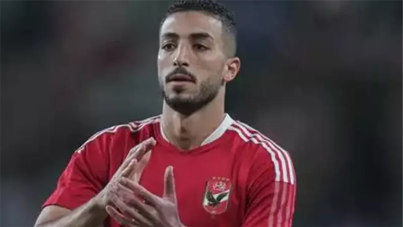 حقيقة وجود جلسات بين النادي الأهلي ومحمد عبدالمنعم من أجل تعديل عقده