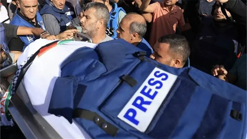 آخر ما كتبته الصحفية الفلسطينية علا عطا الله قبل استشهادها