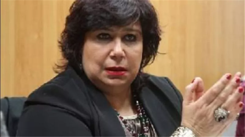اليوم.. إيناس عبد الدايم تستقبل العزاء في زوجها من مسجد الشرطة بزايد
