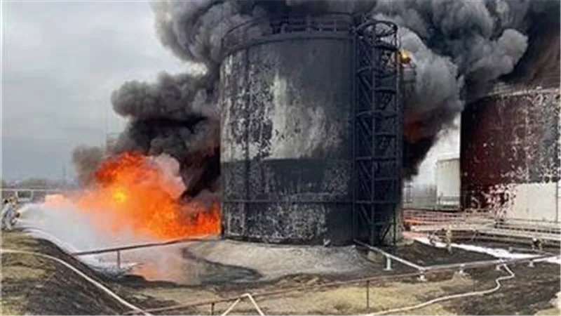  ارتفاع عدد ضحايا انفجار مستودع نفطي بغينيا إلى 18 قتيلًا