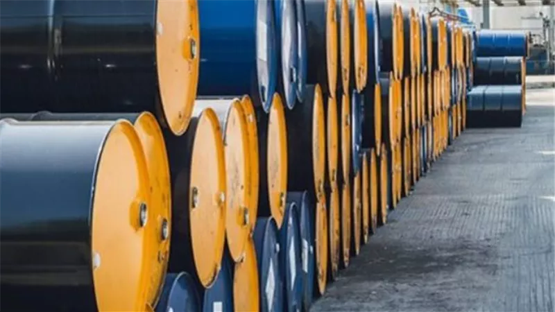 انخفاض أسعار النفط بنحو0.5% لبرنت و1.1% لغرب تكساس الوسيط