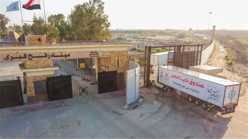 مركز حقوقي: خطة المساعدات الأمريكية في غزة هدفها إجبار السكان على النزوح