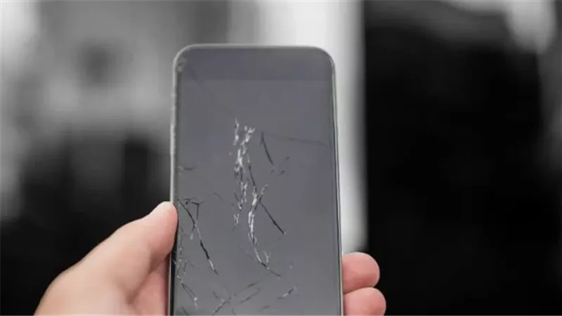خطوات تقليل ظهور الخدوش والشقوق الصغيرة في شاشة الموبيل 