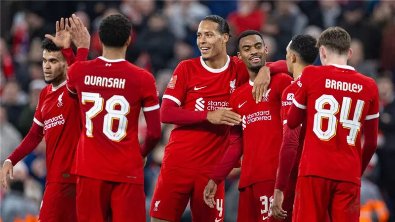 تشكيل ليفربول المتوقع لمواجهة تشيلسي في نهائي كأس الرابطة الإنجليزية