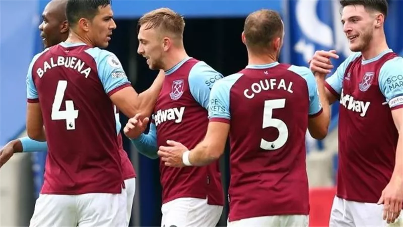 موعد مباراة وست هام يونايتد ضد بورنموث ببطولة الدوري الإنجليزي