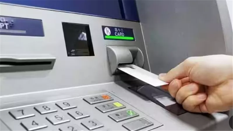 خطوات سحب الفلوس دون بطاقة من الـ ATM