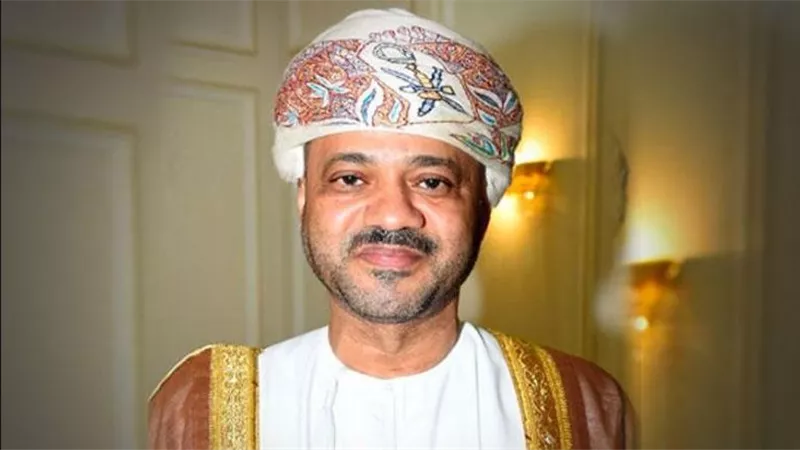 البوسعيدي يبحث مع أمين سر اللجنة التنفيذية لمنظمة التحرير الفلسطينية وقف إطلاق النار في غزة