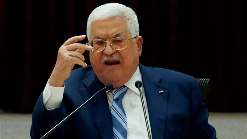 الرئيس الفلسطيني يدلي بصوته في انتخابات اللجنة المركزية والمجلس الثوري لـ 