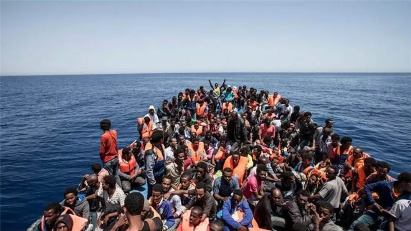 وحدة لمراقبة السواحل المغربية تنقذ 55 مهاجرًا غير شرعي