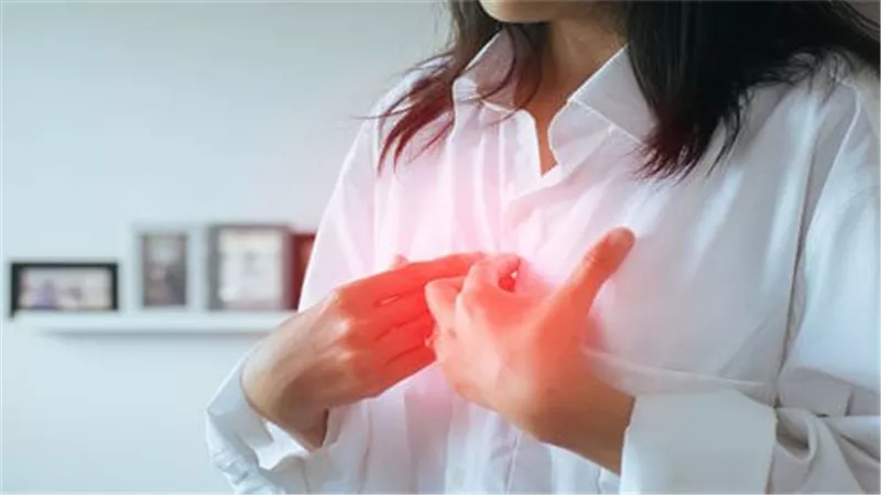 أكلات تخفف حرقة المعدة.. أطعمة ومشروبات عشبية متنوعة