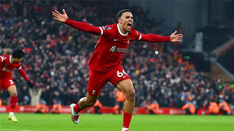بعد رحيل كلوب.. ريال مدريد يستعد لخطف أرنولد من ليفربول