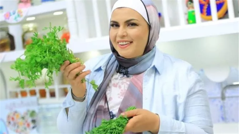 خطوات عمل صينية البطاطس على طريقة الشيف نجلاء الشرشابي 