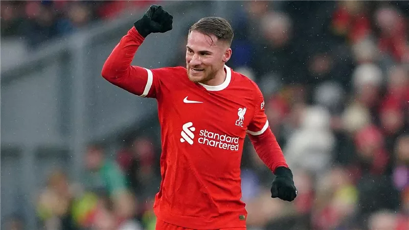 ماك أليستر يحصد جائزة لاعب الشهر في ليفربول