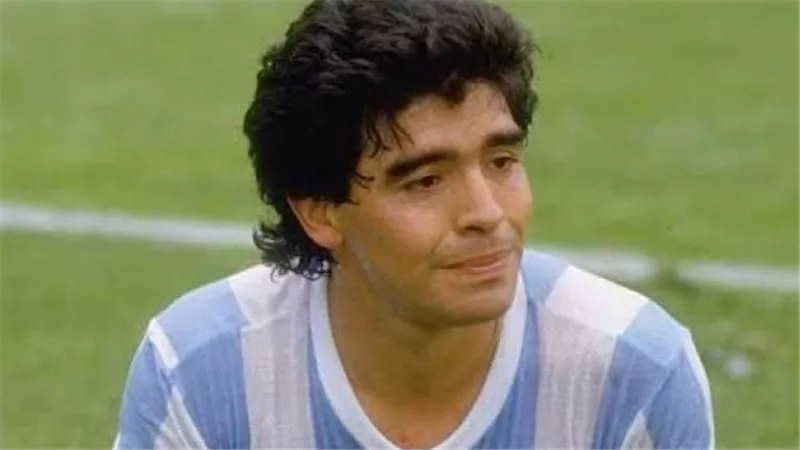 Maradona.. تقرير طبي يفجر مفاجأة حول وفاة مارادونا.. أعرف الحكاية من البداية