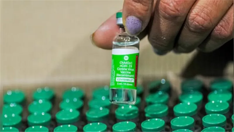 قيقة وجود آثار جانبية للقاح المضاد لفيروس كورونا من شركة 